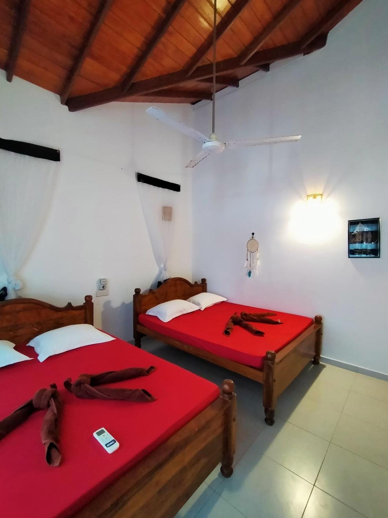 Balance Beach Resort Dikwella Luaran gambar