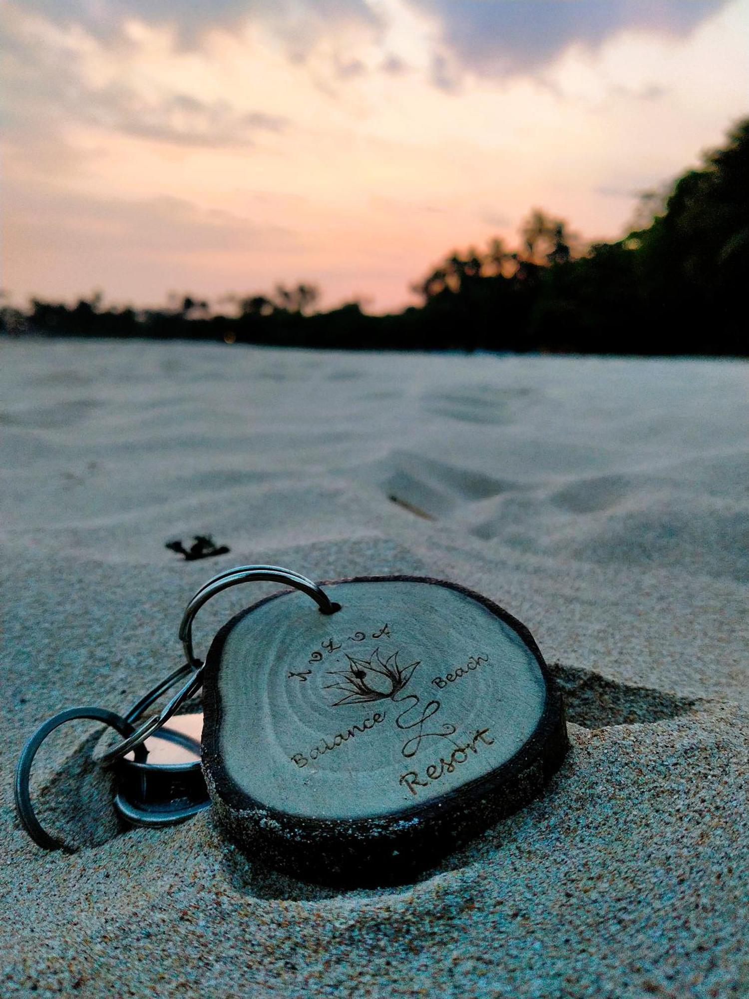 Balance Beach Resort Dikwella Luaran gambar