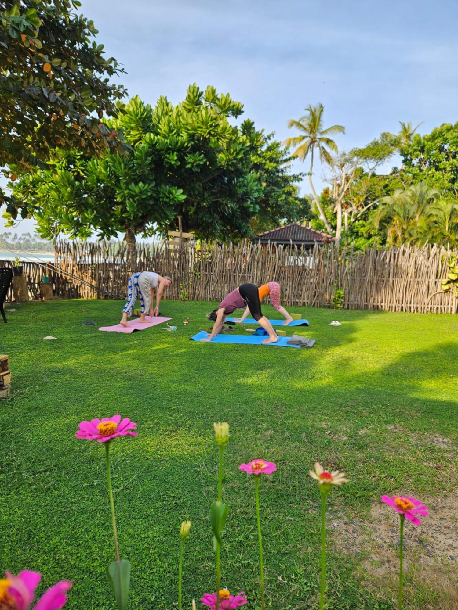 Balance Beach Resort Dikwella Luaran gambar