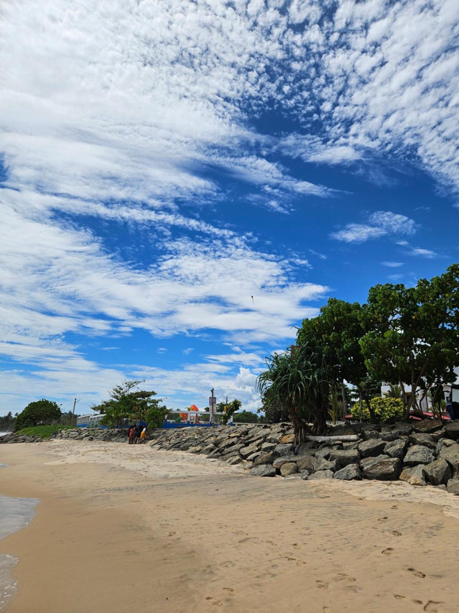 Balance Beach Resort Dikwella Luaran gambar